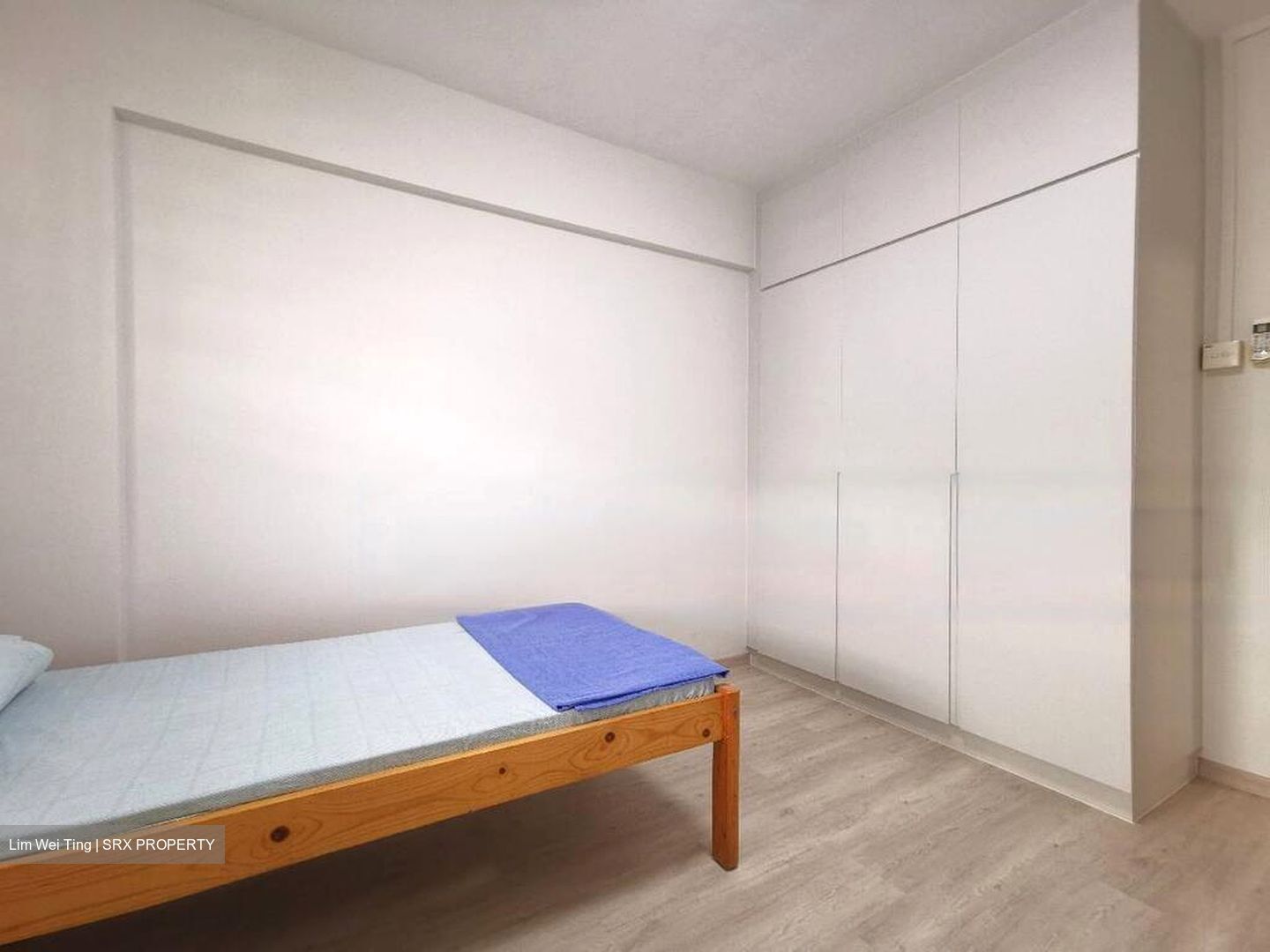 Blk 24 Hougang Avenue 3 (Hougang), HDB 3 Rooms #458139631
